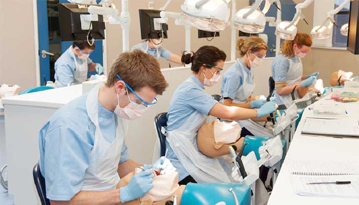 شرایط تحصیل دندانپزشکی در روسیه-روسانا